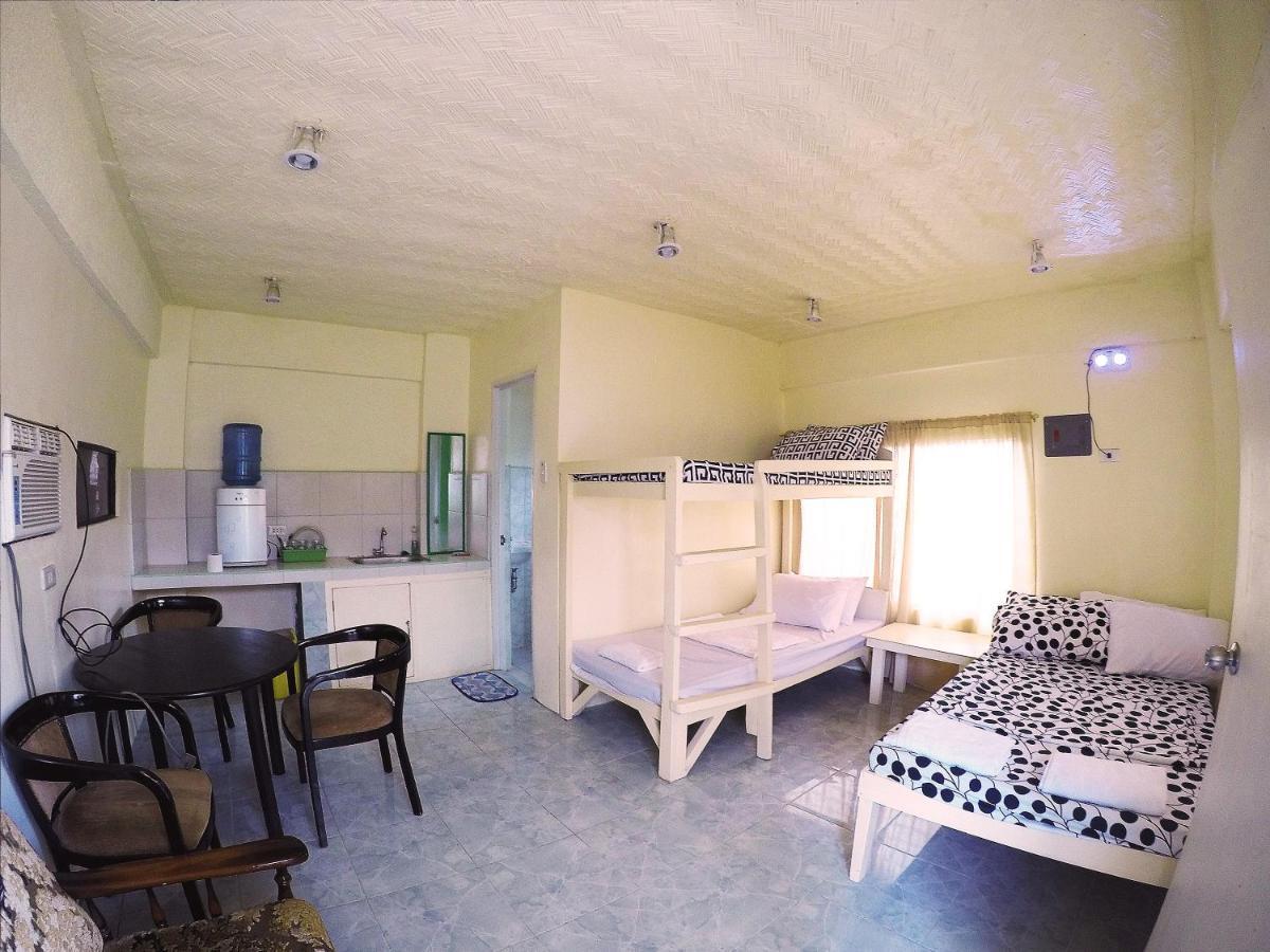 Jmp Hostel Coron Exterior photo